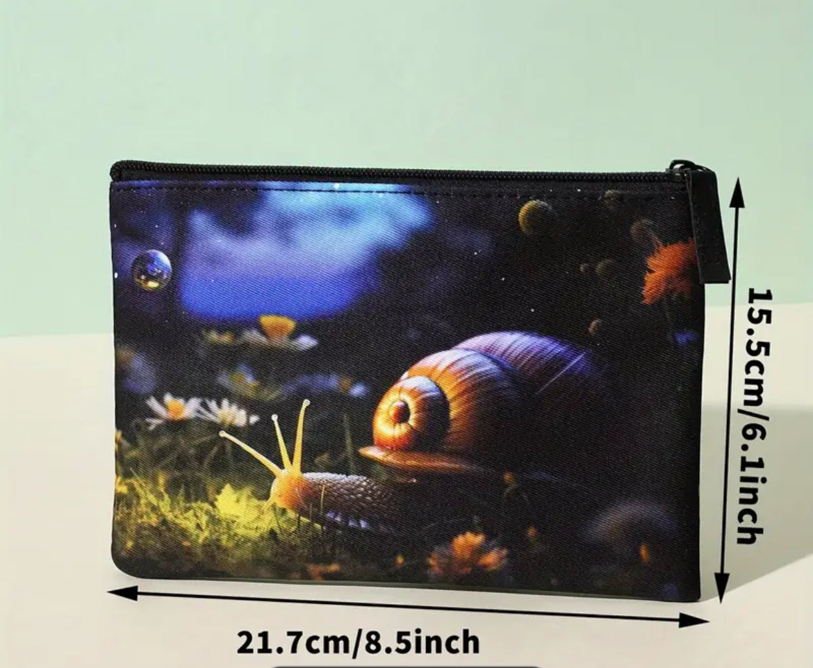 Snail toiletry bag