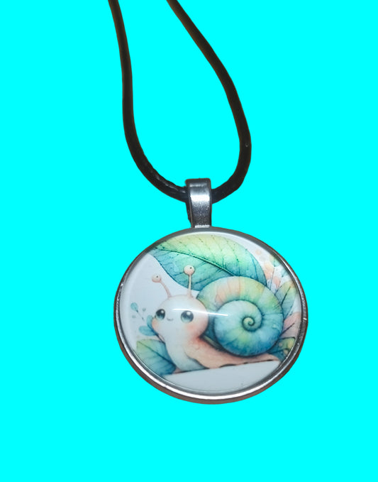 Pendentif motif escargot
