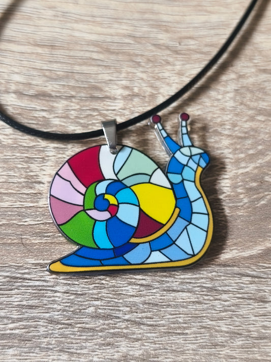 Pendentif motif escargot